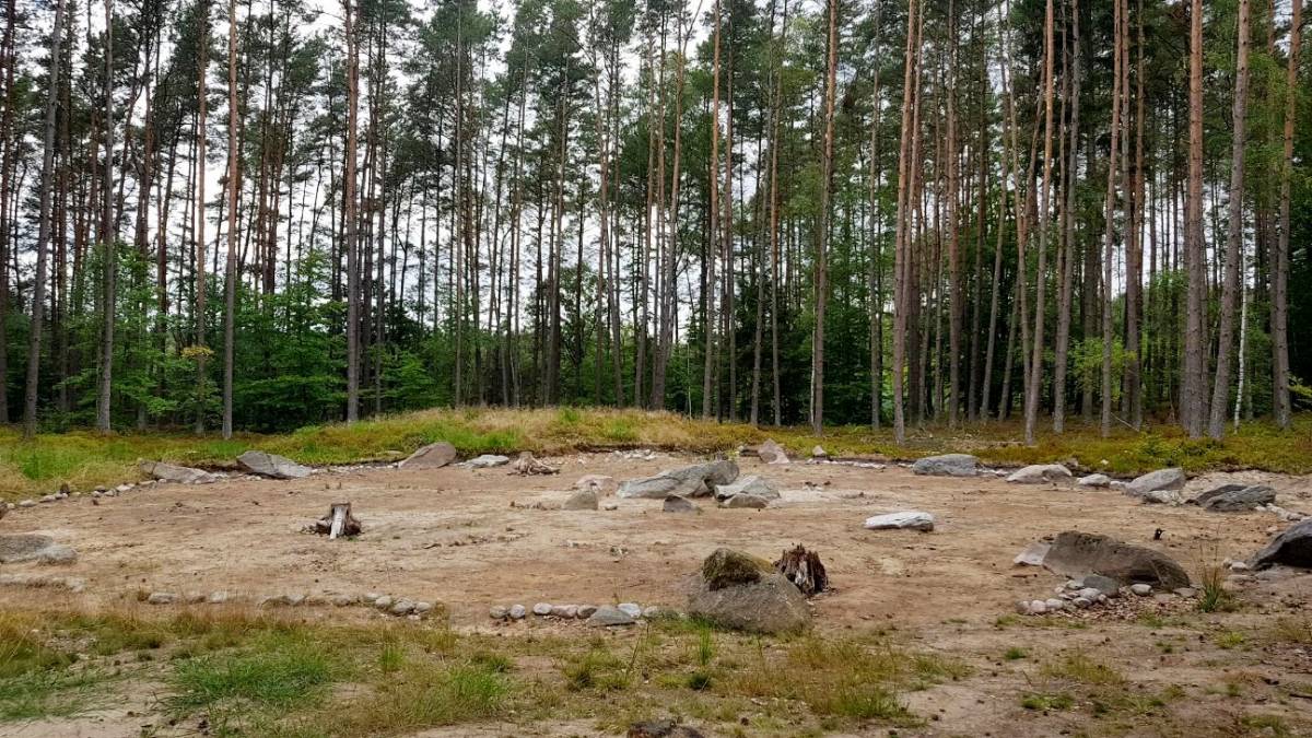 Kamienne kręgi w Pławnie - Pomorze Zachodnie